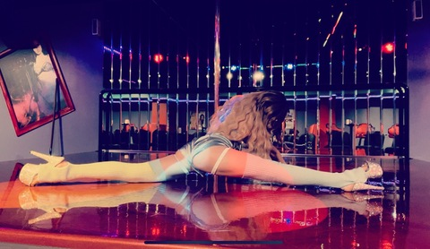 Leaked aka_starfire header onlyfans leaked