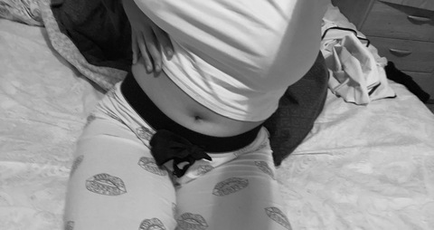 babyxmaria onlyfans leaked picture 2