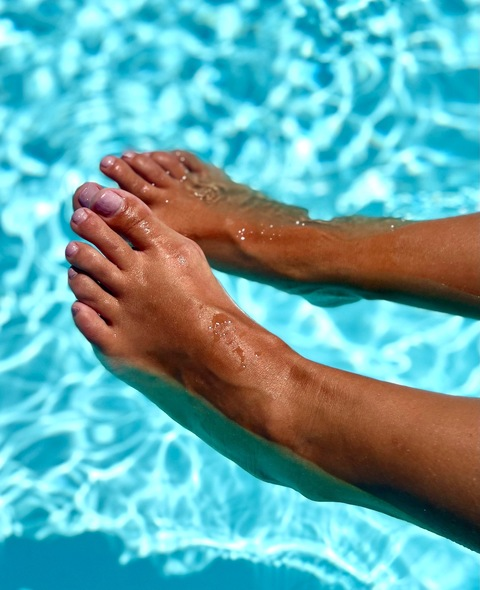 Leaked barefootbabemidwest header onlyfans leaked