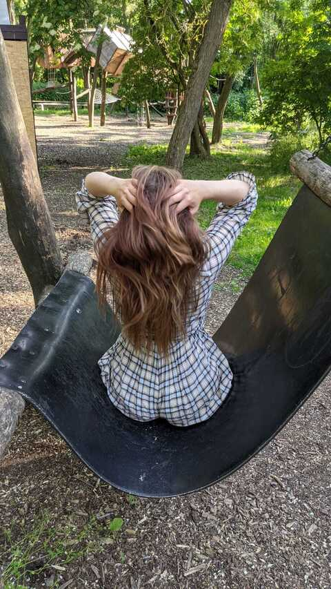 Leaked blondgirlleonie header onlyfans leaked