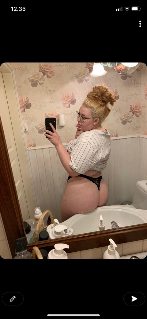 Leaked bootyb1tch header onlyfans leaked