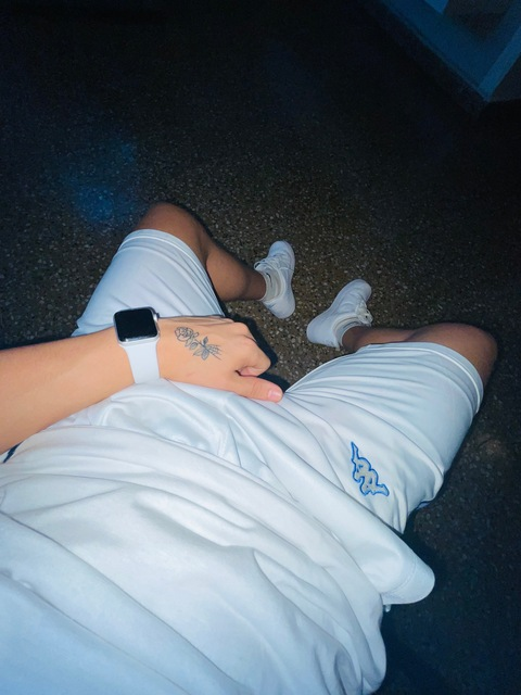 Leaked canitoaponte header onlyfans leaked