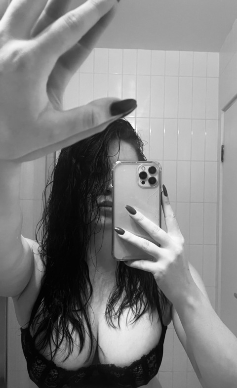 cassywalker onlyfans leaked picture 2