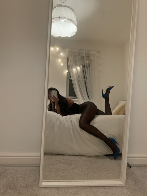 Leaked celinebambi header onlyfans leaked