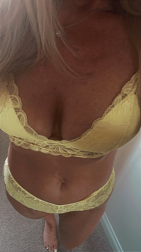 Leaked cherry1982 header onlyfans leaked