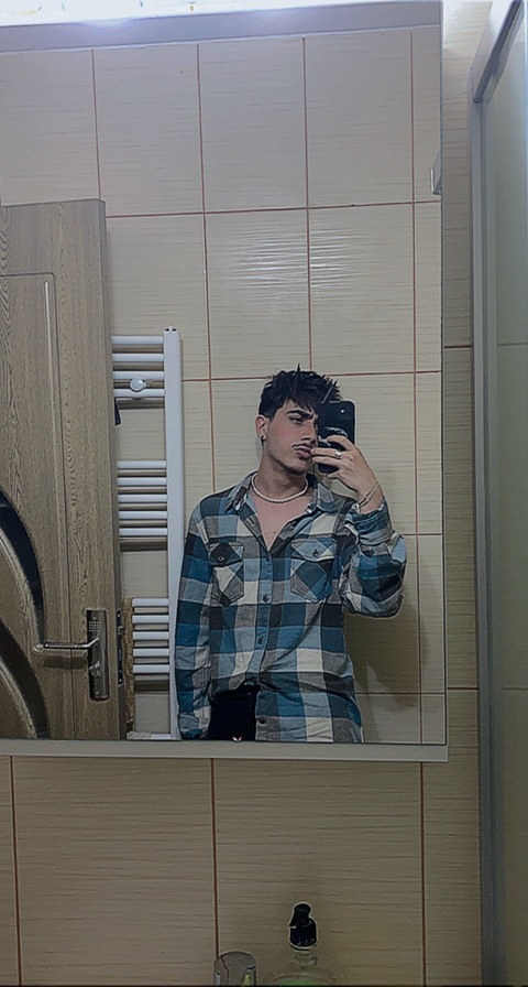 Leaked crst_er header onlyfans leaked