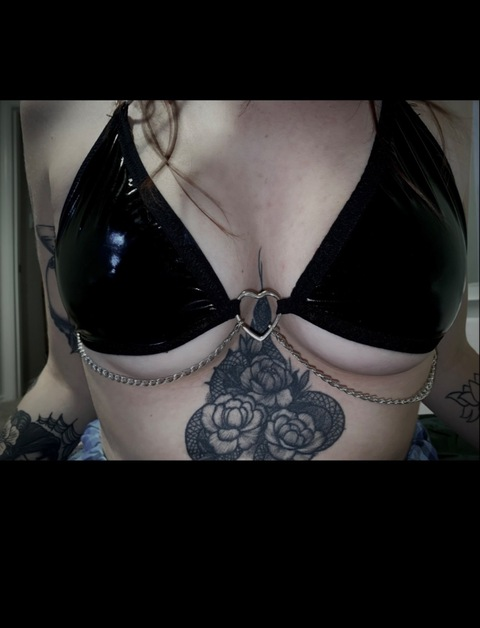 daniellesimmy onlyfans leaked picture 2