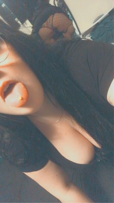 Leaked elizabeth1996 header onlyfans leaked