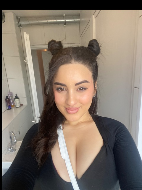 Leaked fayyma22 header onlyfans leaked