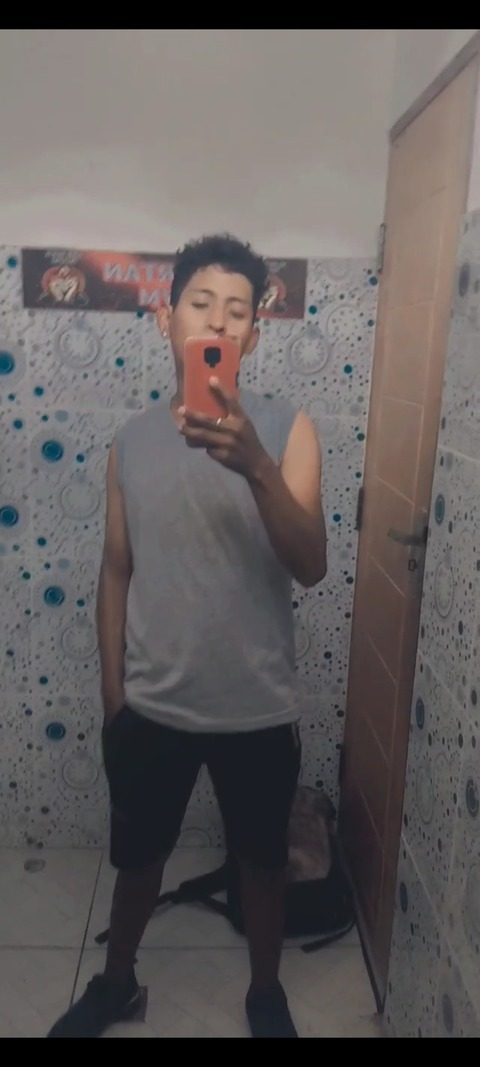 Leaked fernand18521841 header onlyfans leaked