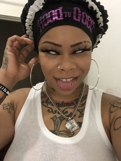 glaze_my_doughnutz onlyfans leaked picture 2