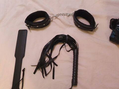 Leaked handessub header onlyfans leaked