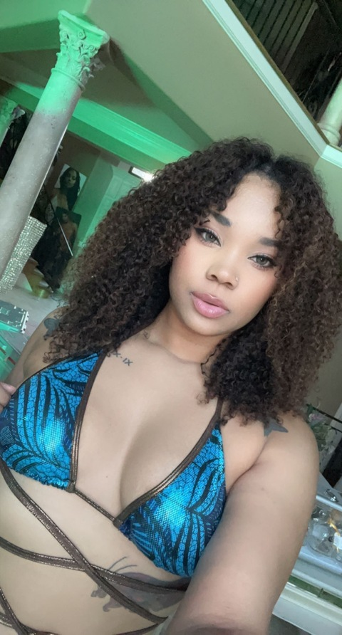 Leaked hannah.montanah header onlyfans leaked