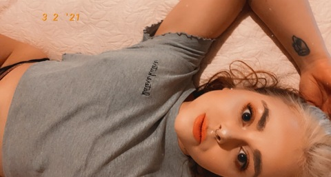 Leaked hattieali_free header onlyfans leaked