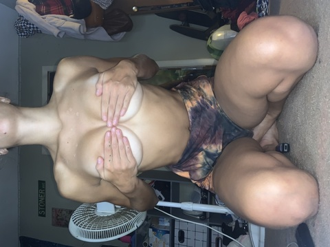 Leaked hippiej1332 header onlyfans leaked