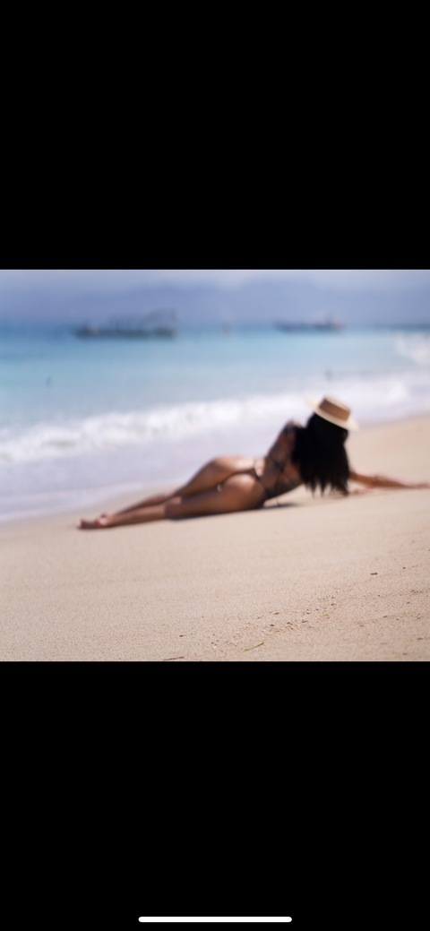 Leaked holylovesm0lly header onlyfans leaked