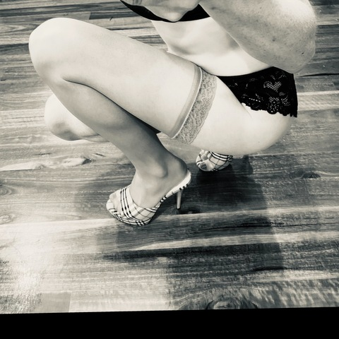 Leaked houseworkinheels header onlyfans leaked
