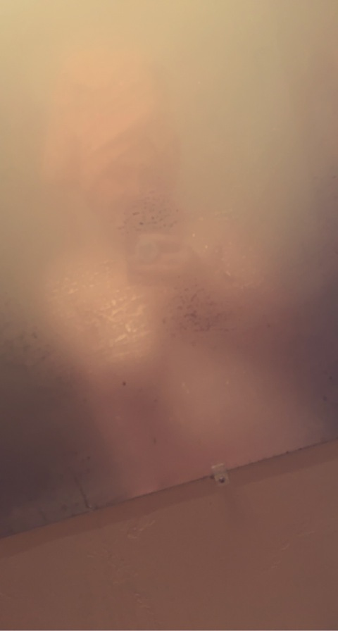 Leaked huckleberrybug header onlyfans leaked