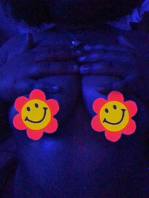 Leaked icyybrattt header onlyfans leaked