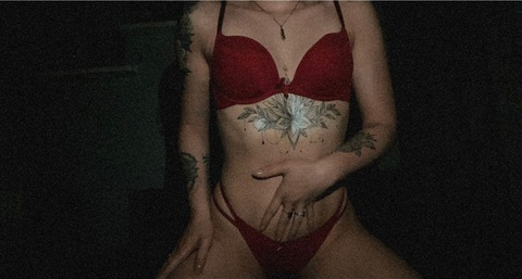 inbedwithmel onlyfans leaked picture 2