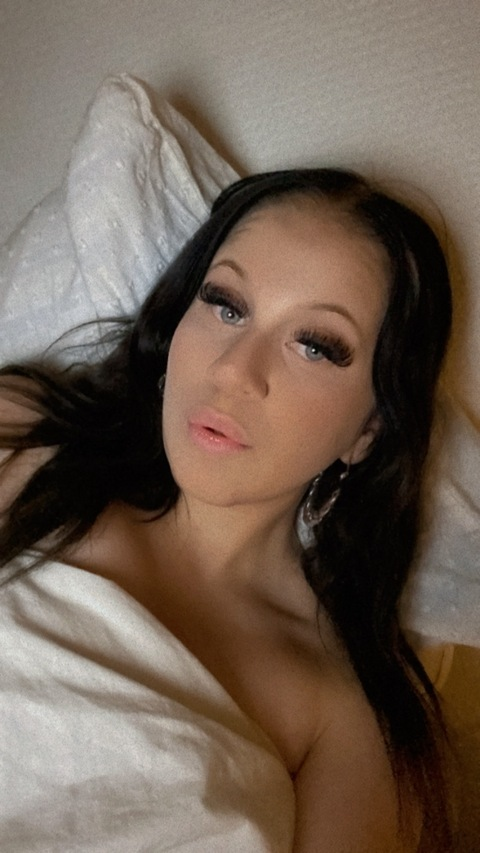 Leaked isabelva04 header onlyfans leaked