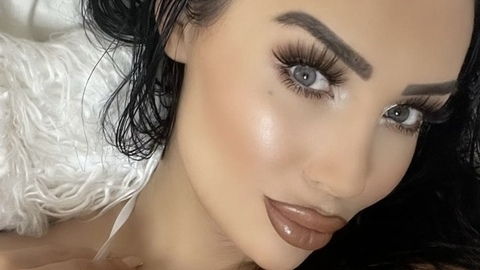 Leaked italianbaddiefree header onlyfans leaked