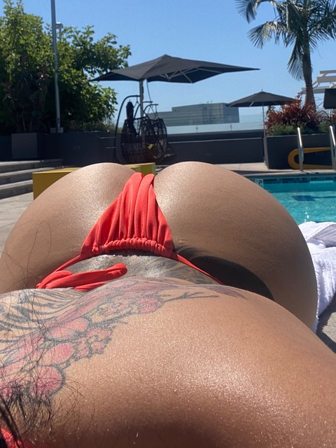 Leaked jennymilkers header onlyfans leaked