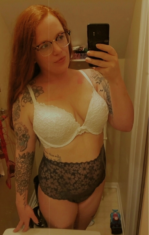 Leaked katdredmilf header onlyfans leaked