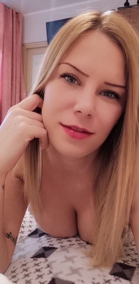 Leaked krisztinaaa header onlyfans leaked