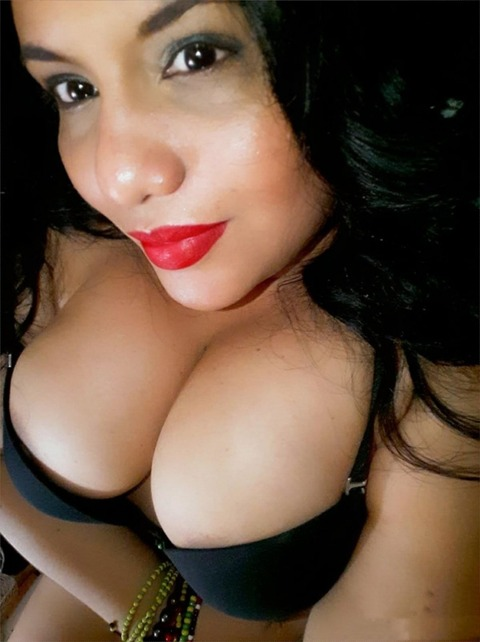 Leaked labrujaquevuela header onlyfans leaked