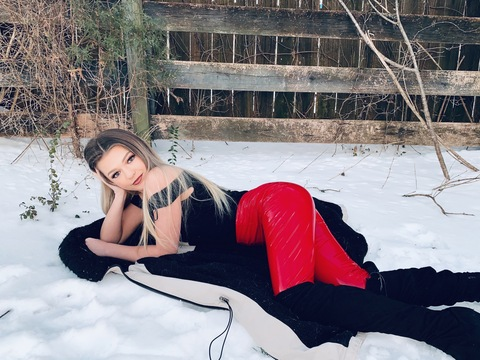 Leaked latexbunnybust header onlyfans leaked