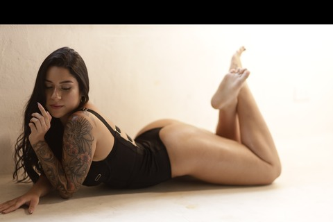 Leaked laurilopeza header onlyfans leaked