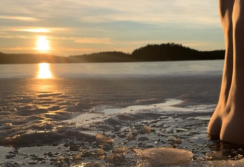 Leaked lifemodellivingbythesea header onlyfans leaked