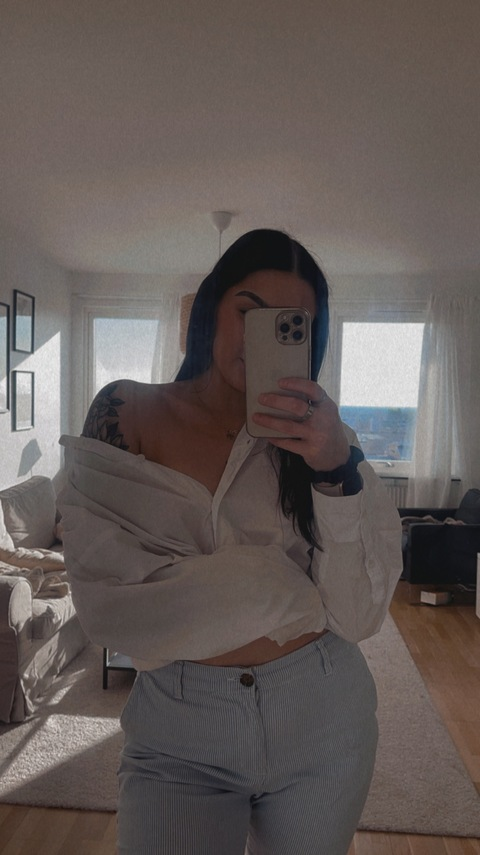 Leaked linneabostrom header onlyfans leaked