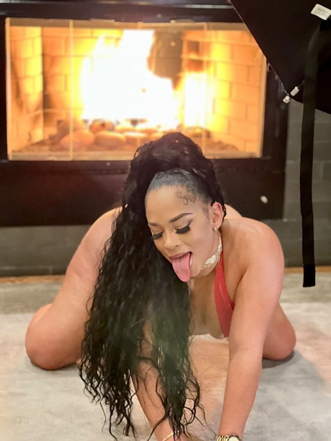 Leaked lovelydiamond24 header onlyfans leaked