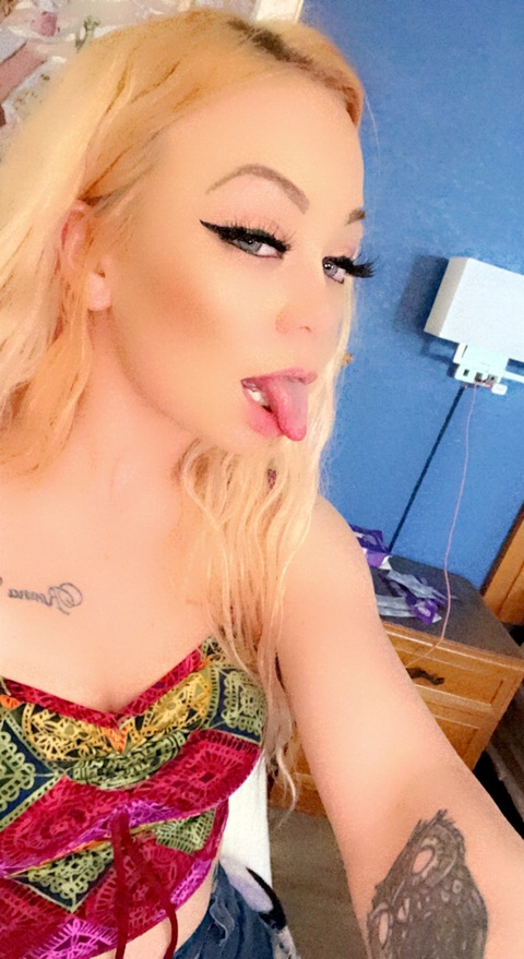 Leaked lustybitty header onlyfans leaked