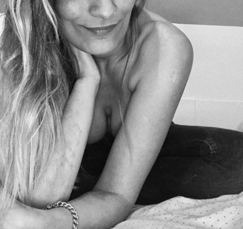 martugomez onlyfans leaked picture 2