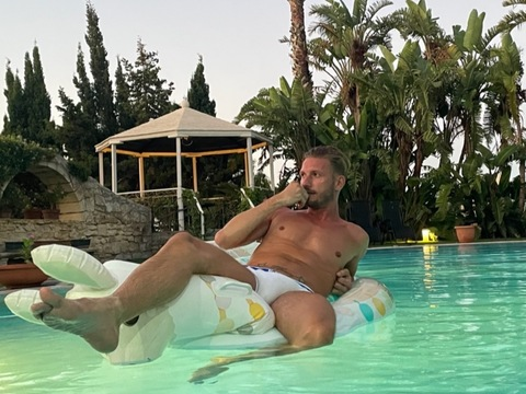Leaked maximilian_hennessy header onlyfans leaked