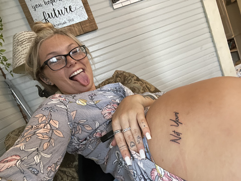 Leaked missfee1819 header onlyfans leaked