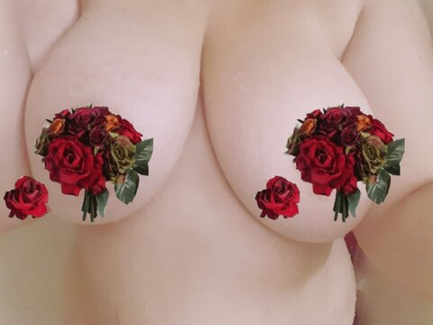 Leaked missrosebuds header onlyfans leaked