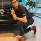 monsieurmyles Profile Picture