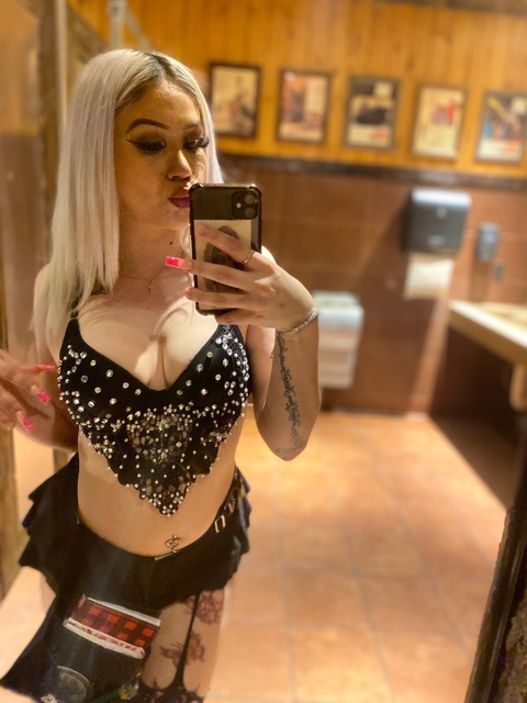 Leaked naughtyyywhitegirl header onlyfans leaked