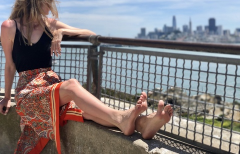 Leaked notfortheinbetween header onlyfans leaked