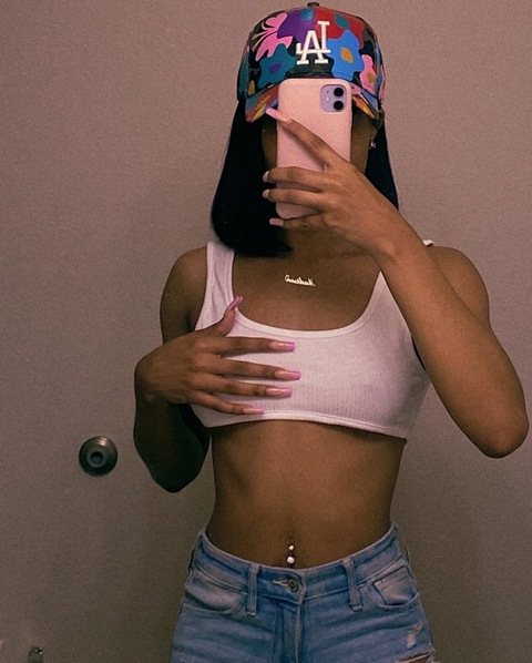 Leaked offical_kia header onlyfans leaked