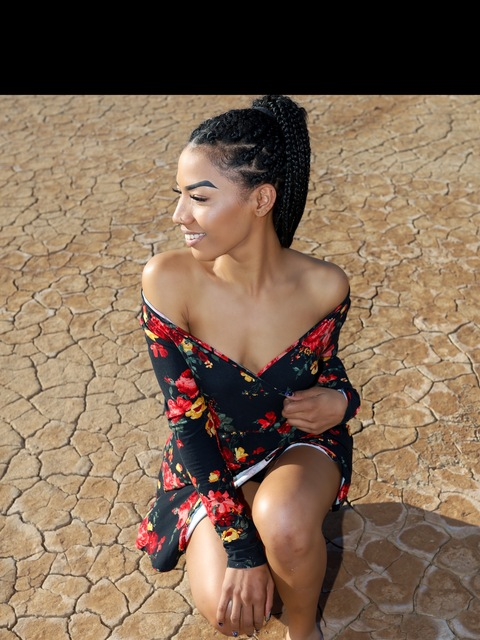 Leaked official.tokahontas header onlyfans leaked