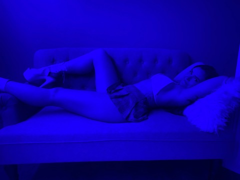 Leaked peachypeachiz header onlyfans leaked