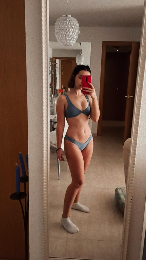 Leaked pettitesilvia header onlyfans leaked