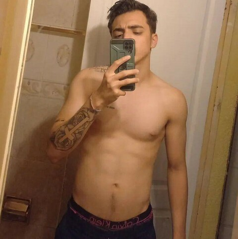 peweedmzc onlyfans leaked picture 2