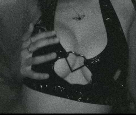 Leaked pixxiestik header onlyfans leaked