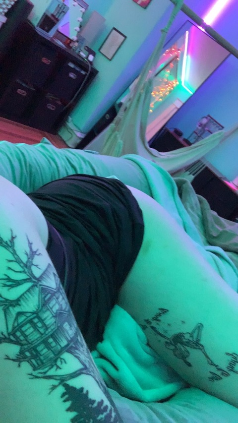 Leaked prettyrosiebaby19 header onlyfans leaked